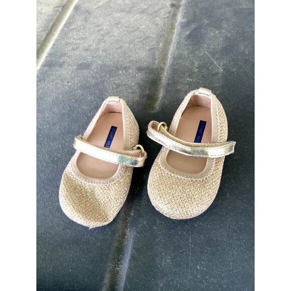 Stuart Weitzman Infant Girls Baby 2 Shoes Metallic Gold Size 2M - Picture 1 of 3